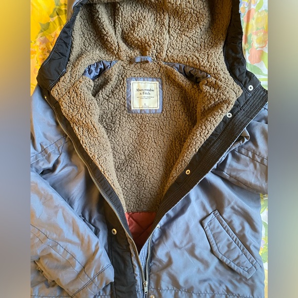 Puffer Jacket - Picture 2 of 6